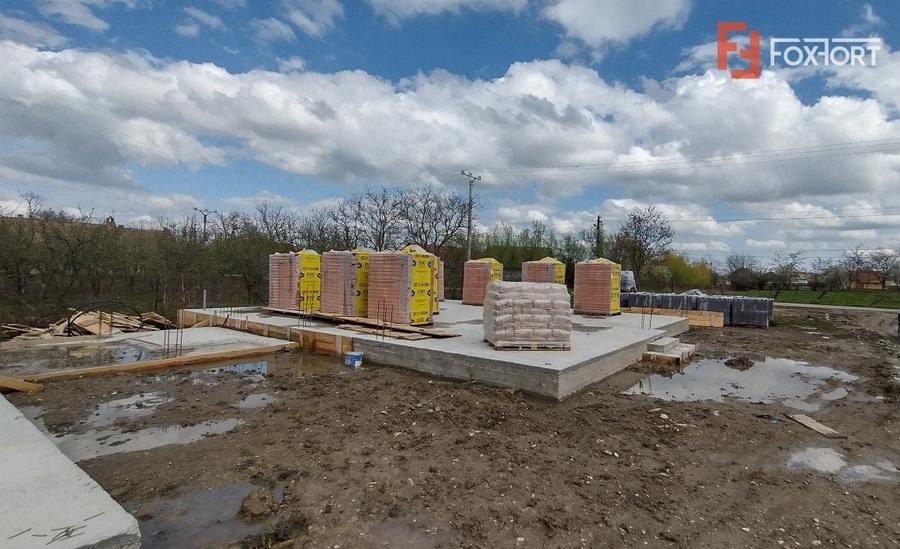 Duplex 3 camere despartit prin camera tehnica, Beregsau Mare - zona centrala - 8