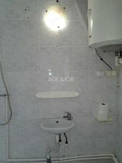 ID - 924 - IN SPATE LAMAG jambo - garsoniera -gaz si Centrala Termica