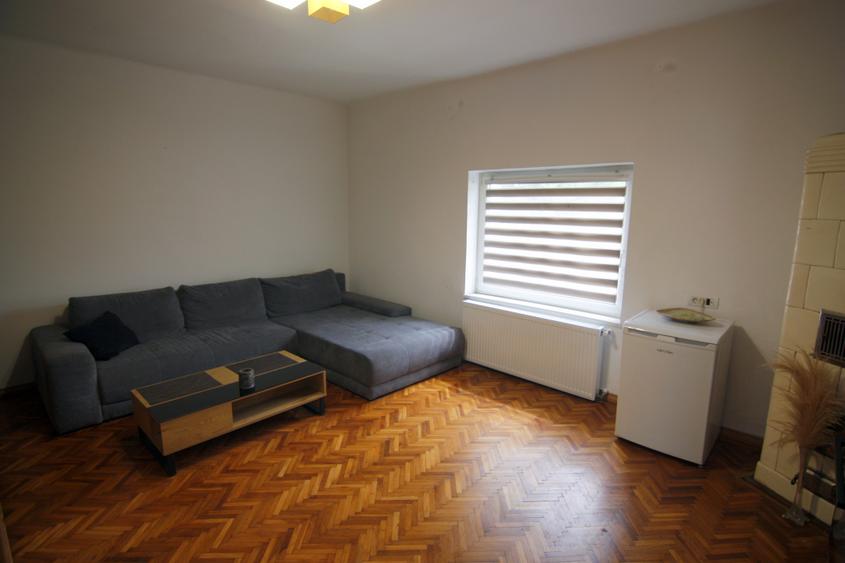 Proprietate renovata, ideala Apart-Hotel, Clinica, Birouri, curte generoasa. - 17