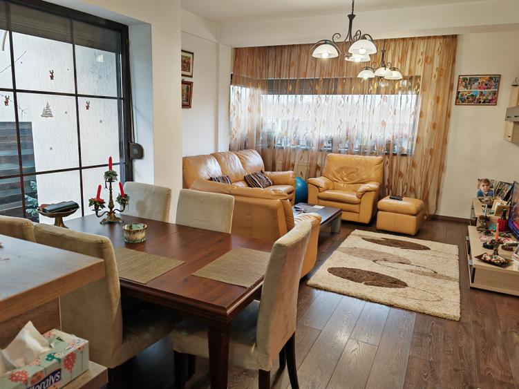 VANZARE CASA VILA TIP DUPLEX - 22