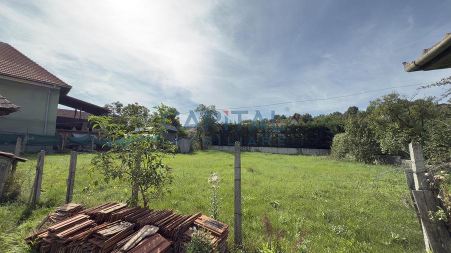 Vanzare teren plat! Gheorghieni! Strada Principala! - 4