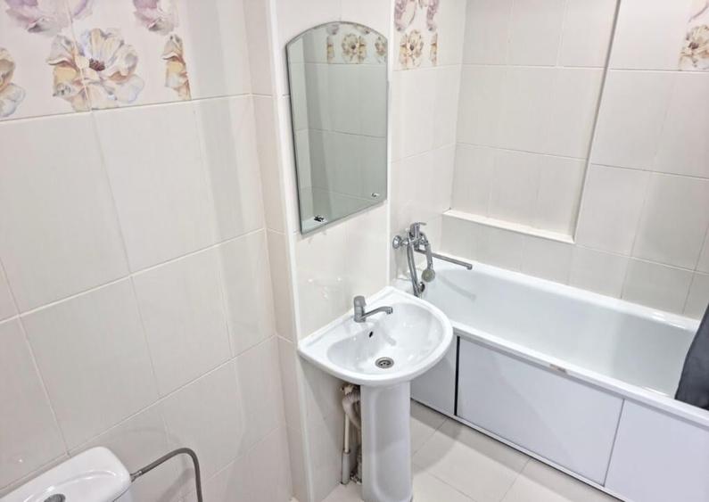 Inchiriez Garsoniera Intre Lacuri - 1