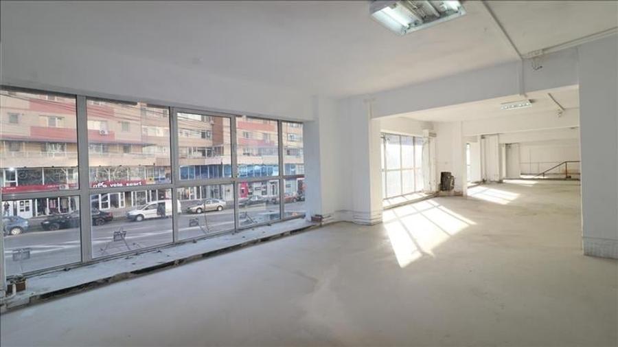 Spatiu comercial 465 m Central - Gara - 2