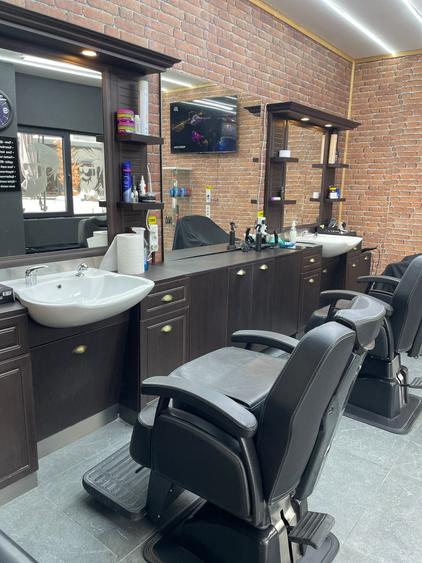 BARBERSHOP | UTILAT | GATA DE FUNCTIONARE | 30MP | 3 SCAUNE - 1
