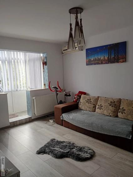 Pentru inchiriat - 2