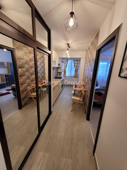 1 camera Mazepa 1 pret 350 euro