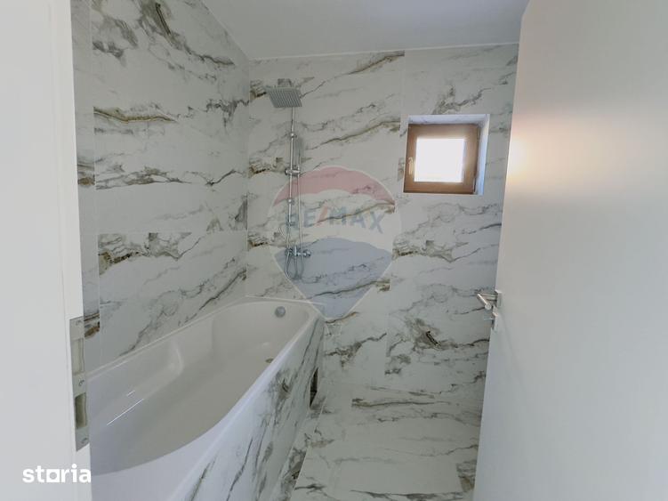 Apartament cu 2 camere decomandat în Oncea