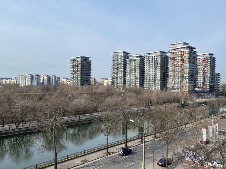 PENTHOUSE-URI  SPLAIUL UNIRII,DELTA VACARESTI,Etaj 5-6,Scara interioara,3-7 Cam. - 5