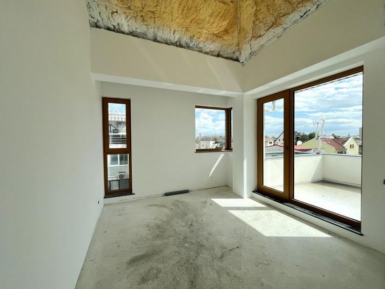 4 CAMERE || SPATIOS || LUMINOS || TERASA 50 MP || DOMENII - 9