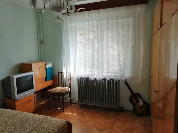 Apartament 3 camere, etaj 2, Piața Centrală – 2 băi și balcon - 3