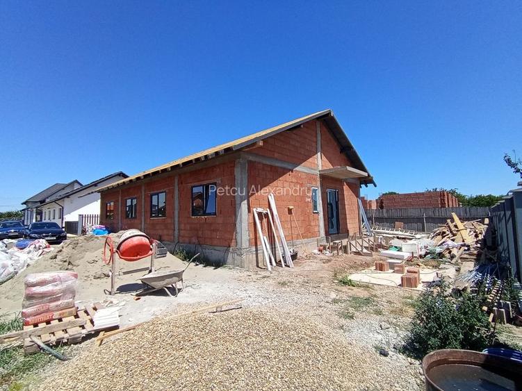 Duplex cu 3 camere în Sânandrei Duplex cu 3 camere în Sânandrei