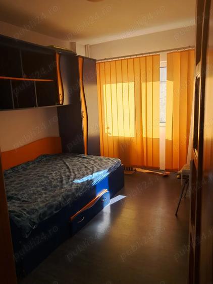 De vanzare apartament 4 camere, decomandat, zona Autogara, etaj 3. - 17