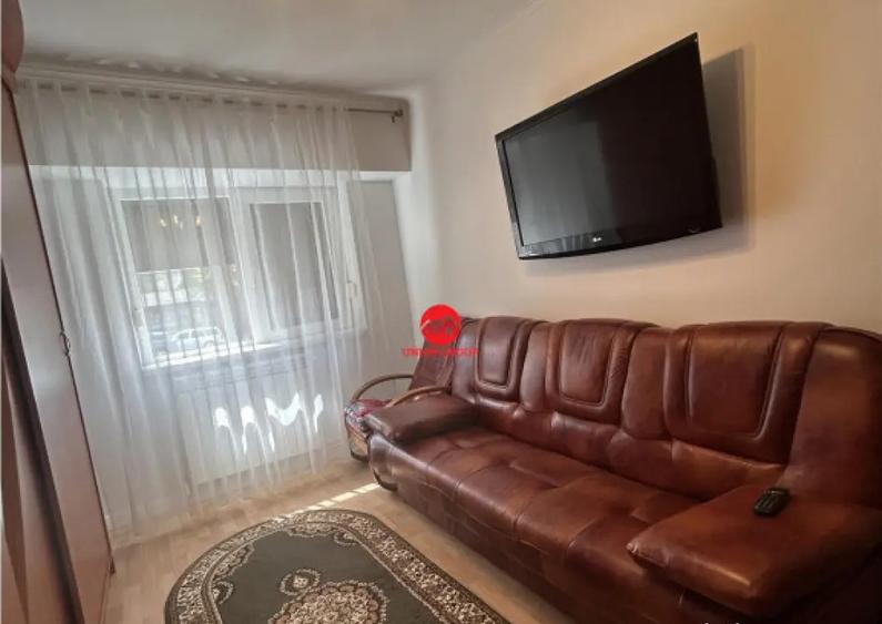 Apartament 4 camere, foarte spatios, stradal, zona Victoria - 1