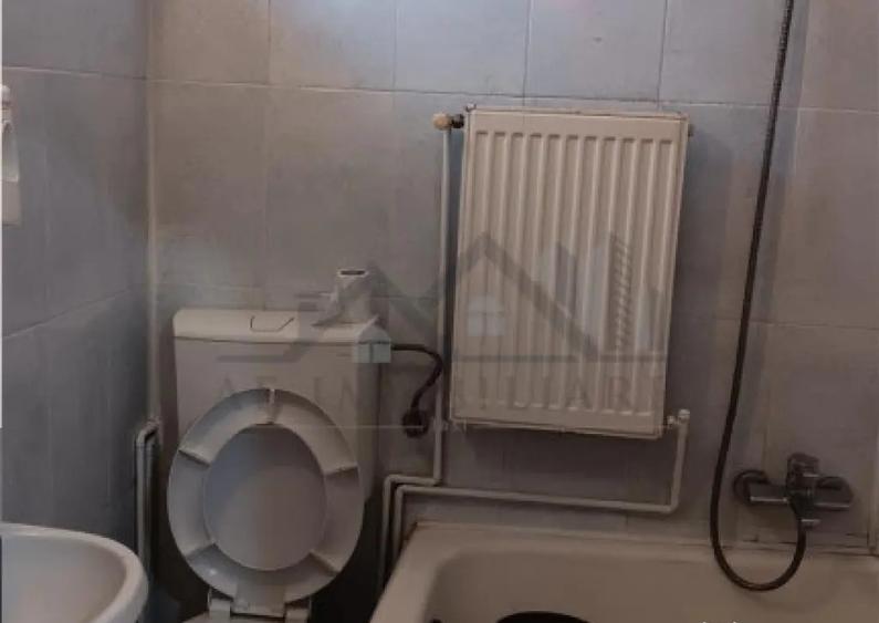 Tatarasi zona Piata Chirila teren 576mp cu casa si anexe (pr - 7