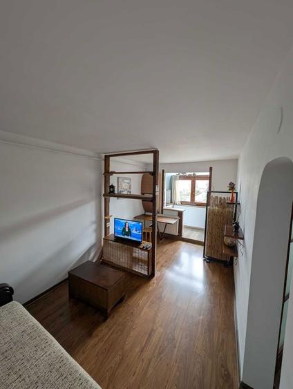 particular - inchiriez garsoniera modificata in 2 camere - 4