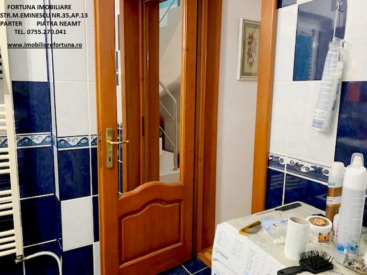 Casa in oras, cu  priveliste de vis, la poalele padurii - 11