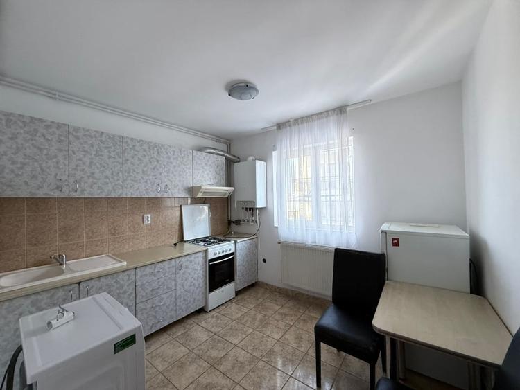 Apartament Zorilor UMF cu 1 camera, bloc dupa 2000, etaj 2 - 4