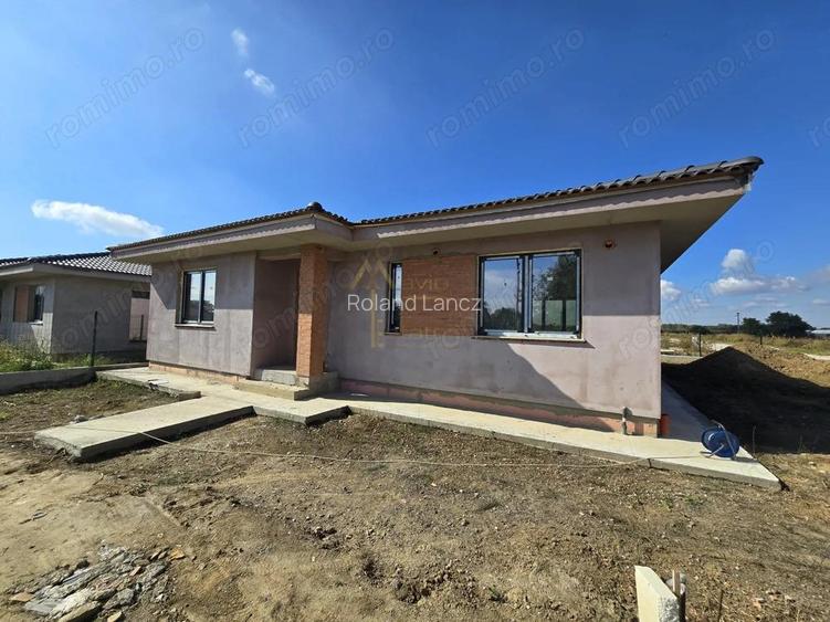 Satu Mare, Zona Auchan, Casa individuala cu tripane, zona linistita. Satu Mare, Zona Auchan, Casa individuala cu tripane, zona linistita.