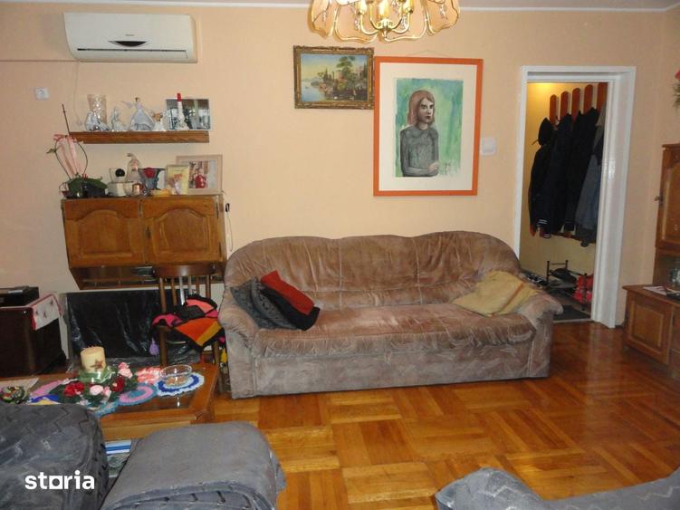 Apartament 3 camere conf. 1, 2 balcoane, et. 3, Vlaicu - Lebada, 73 mp - 19