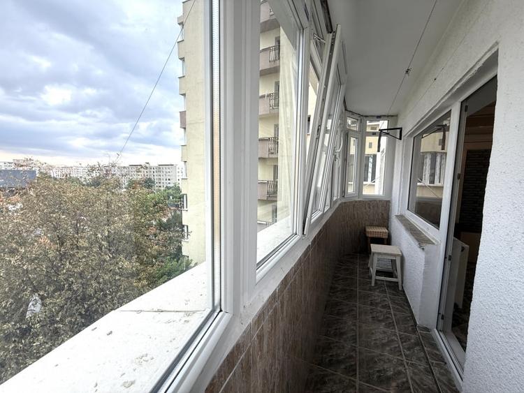 Garsoniera decomadata cu balcon, spatioasa, 42 mp | zona Tei - 9