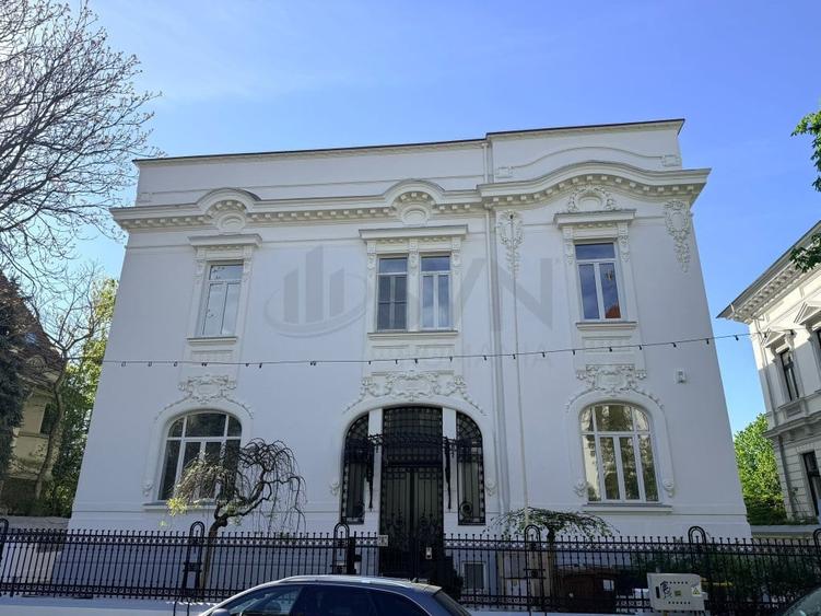 VILA IMPRESIONANTA l PRETABIL AMBASADA l RENOVATA l CURTE... - 6