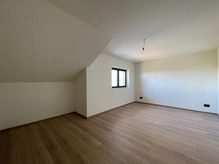 Duplex 6 camere 400mp teren Mosnita Noua - 11