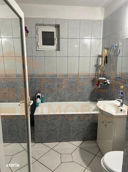 Casă cu 3 camere cu Teren 235 Mp în Km 4