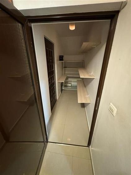 Spatiu comercial 100 mp, stradal, renovat, Bld. Unirii - 12