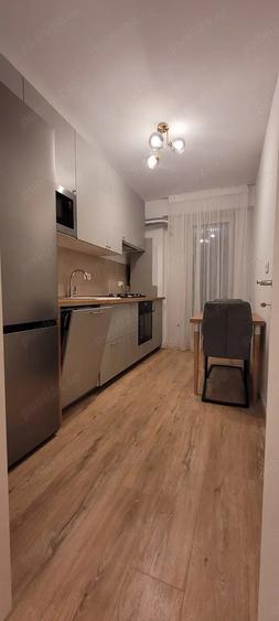 inchiriez Garsoniera Estoria City - 2