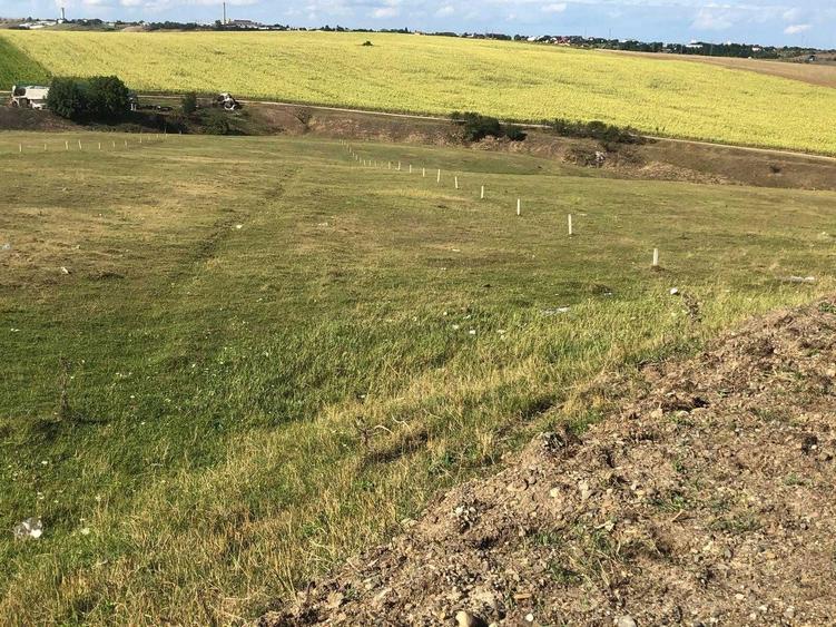 Teren de vanzare - 2