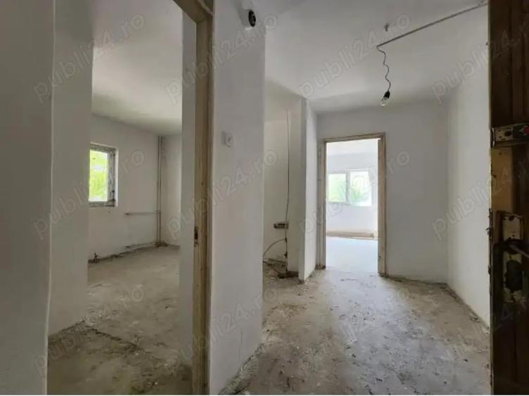 Apartament central,cu 2 camere, in spate la Brasserie, parter 4 - 4