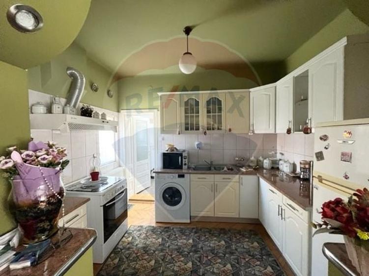 Casă  str. Progresului , Sebes, destinatie : uni/multifamiliala - 5