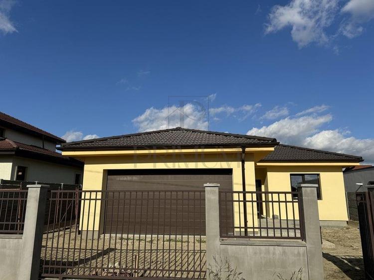 Casa individuala - spatiu generos - posibilitate alegere finisaje - 1