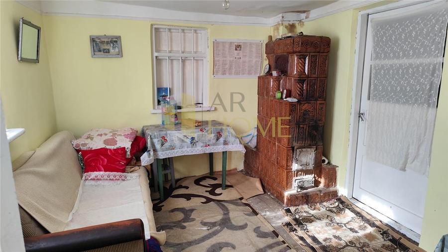 Teren 3310 mp + Casa Batraneasca Bobolia - 4