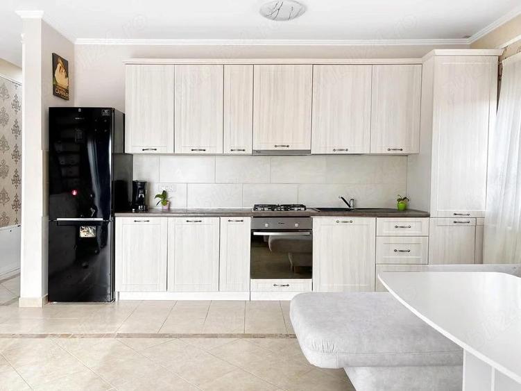 Proprietar , inchiriez apartament in Dumbravita - 3