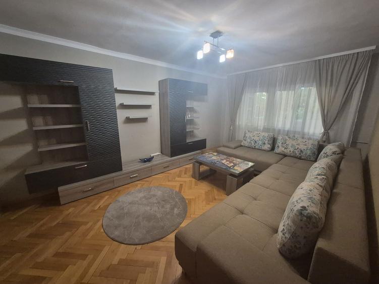 Inchiriez apartament cu 3 camere - 6