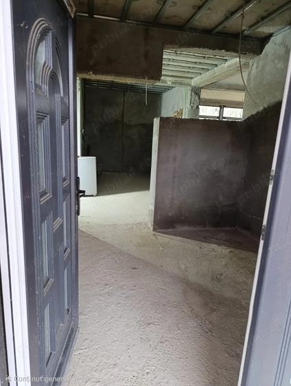 Casa si teren de vanzare - 2