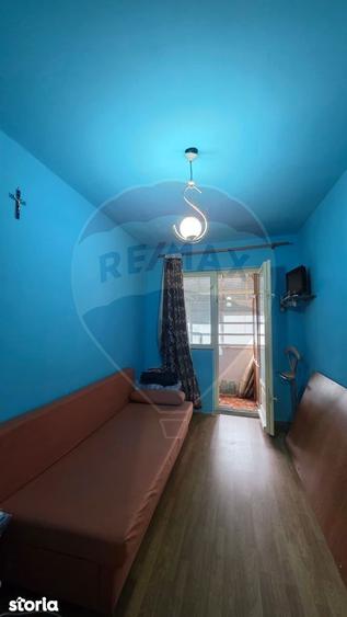Apartament cu 3 camere de vanzare, str Tineretului - 4