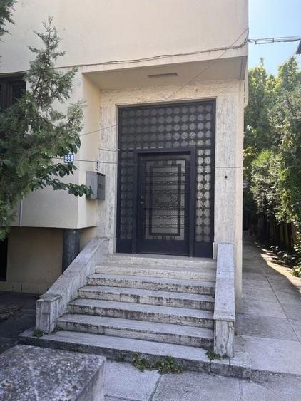 Vila de inchiriat 12 camere Manastirea Casin, Bucuresti 500 mp - 1