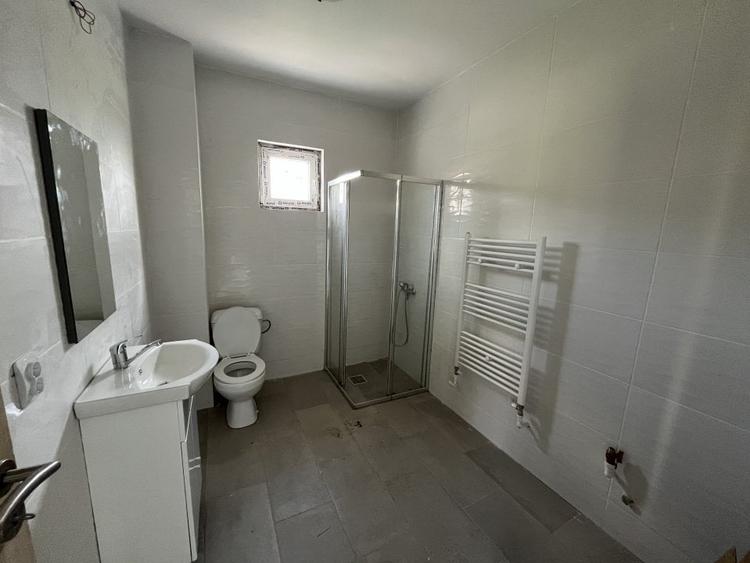 Exclusivitate! Casa cocheta la sol, 3 camere, partea dreapta, Valu lui Traian! - 7