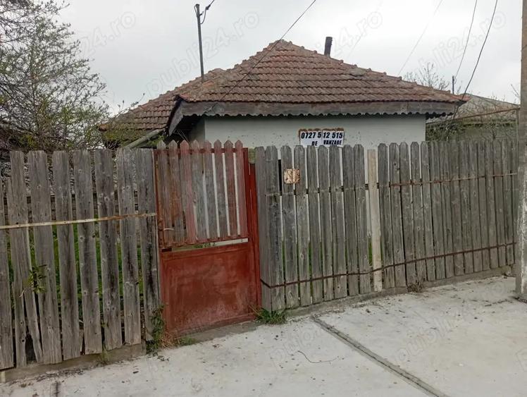 Orasul Calarasi - Vand casa + 1000 mp intravilan - 6