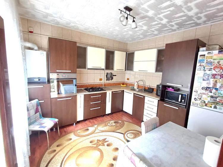 Vanzare casa P+1 - Imobiliare MAXICONFORT - 10