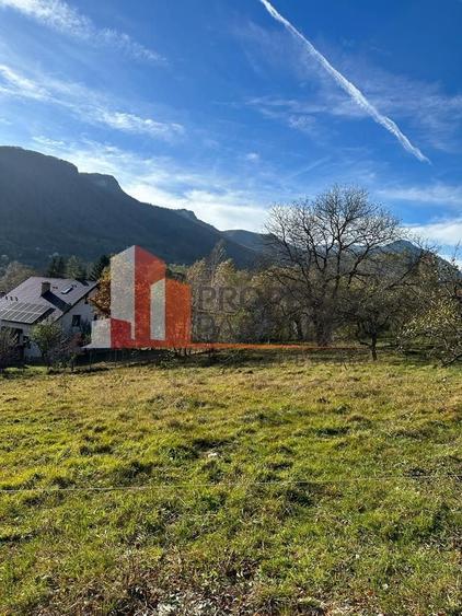 Teren Bran / Predelut cu priveliste 1840mp - 15