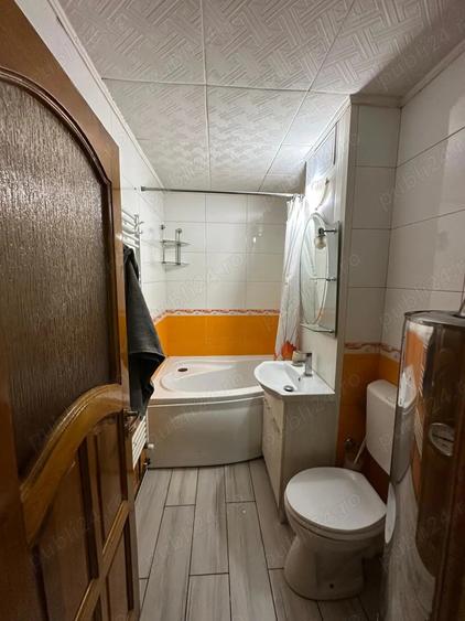 Apartament de vanzare 3 camere si 2 bai - 5