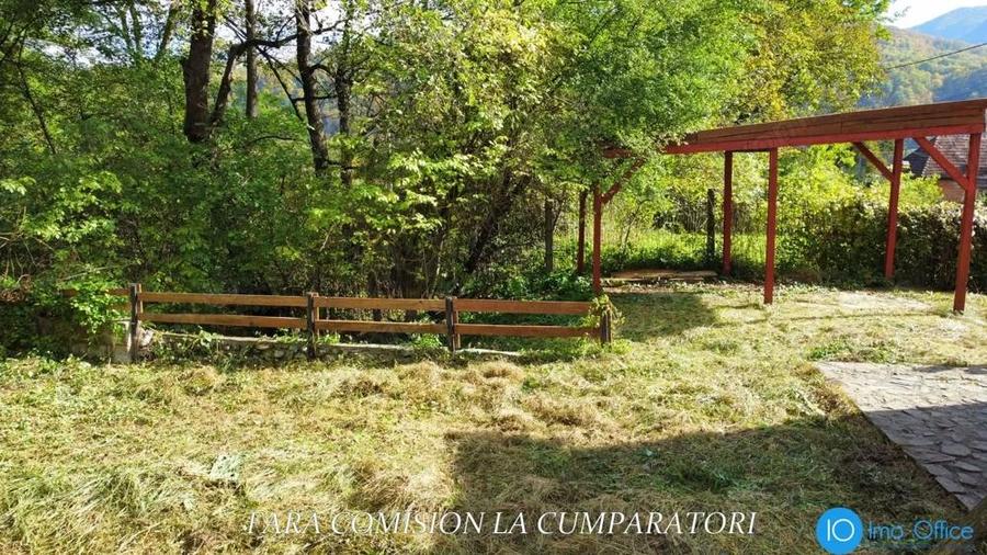 CABANA DE LA MUNTE, UN LOC FERMECATOR - 14