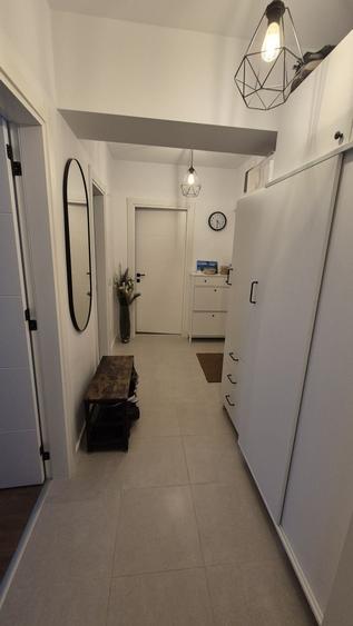 Apartament cu 2 camere decomandat în Cățelu