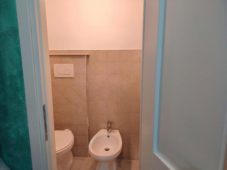 Apartament cu 3 camere decomandat, mobilat în Gară