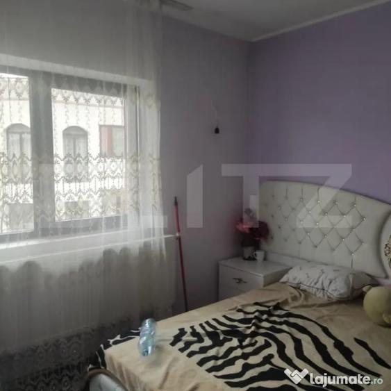 Casă cu 4 camere cu Teren 350 Mp în Valea Adâncă