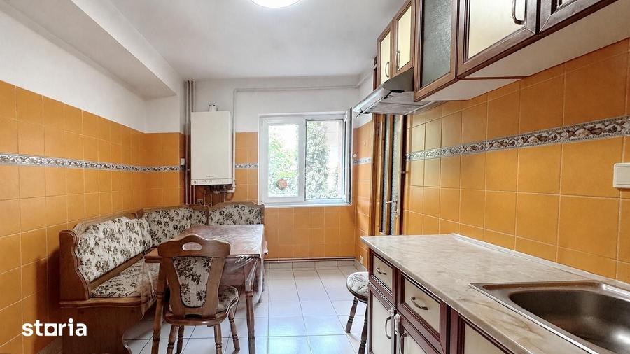 Apartament cu 4 camere în Dârste