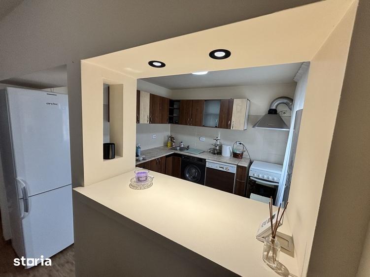 Apartament cu 4 camere decomandat în Exterior Vest